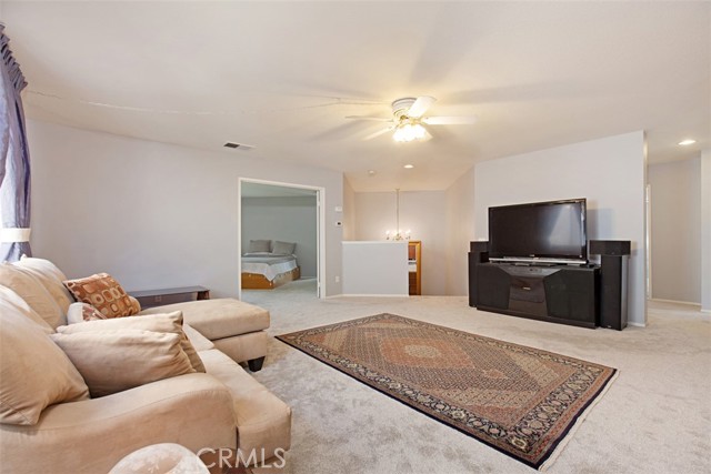 Detail Gallery Image 24 of 43 For 19 Tennessee, Irvine,  CA 92606 - 4 Beds | 2/1 Baths