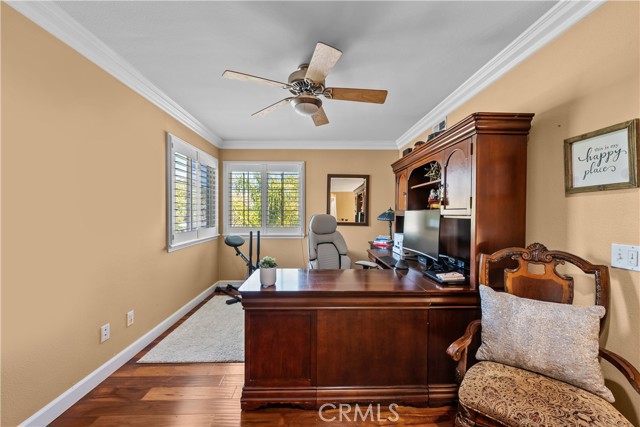 28456 Calex Drive, Valencia CA: https://media.crmls.org/medias/e7fd60b4-3e3a-483f-ab2a-84b69c787cb8.jpg