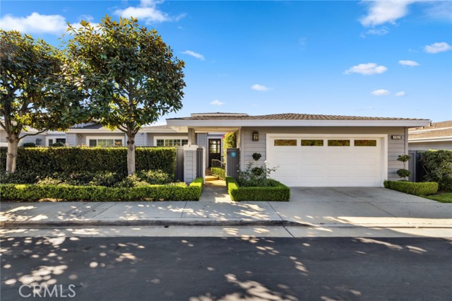 Detail Gallery Image 3 of 37 For 3521 Geranium Ave #22,  Corona Del Mar,  CA 92625 - 2 Beds | 2 Baths