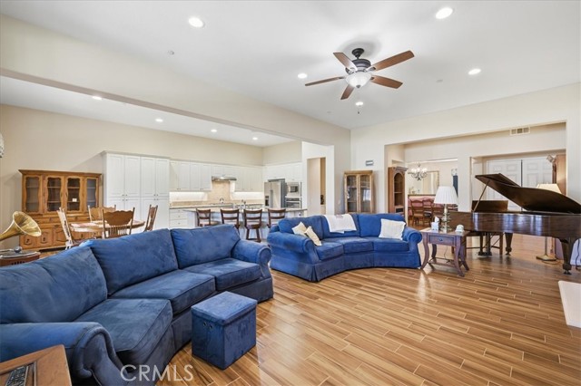 25508 Beth, Menifee CA: https://media.crmls.org/medias/e7fd7b1e-7286-4020-bb09-ce8dad40b83f.jpg