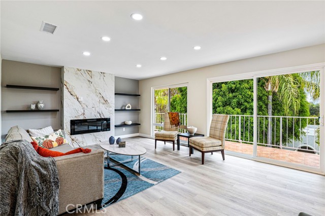 Detail Gallery Image 7 of 42 For 2270 via Puerta #N,  Laguna Woods,  CA 92637 - 2 Beds | 2 Baths