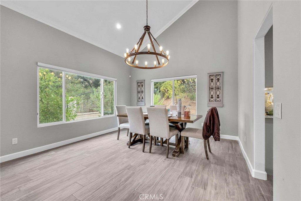 MLS #WS25229211 image #8