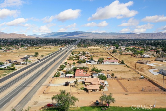 Detail Gallery Image 5 of 37 For 20791 Us Highway 18, Apple Valley,  CA 92307 - 3 Beds | 2 Baths