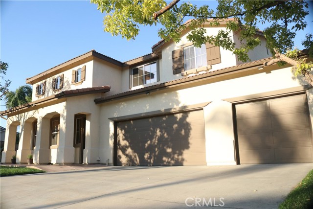 Detail Gallery Image 2 of 35 For 6344 Erica Ct, Corona,  CA 92880 - 4 Beds | 3 Baths
