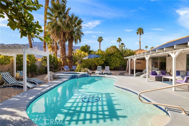 Detail Gallery Image 2 of 51 For 1479 E Francis Dr, Palm Springs,  CA 92262 - 3 Beds | 2 Baths