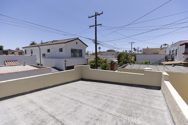 132 St Joseph Avenue, Long Beach CA: https://media.crmls.org/medias/e803be0f-a6c0-4875-9a59-f53fff6a46b0.jpg