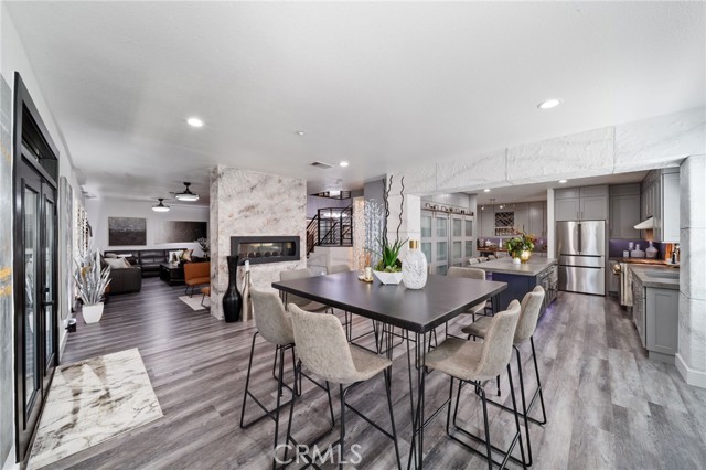 15583 N Peak Lane, Fontana CA: https://media.crmls.org/medias/e803d085-b71a-4c9b-9bea-f46dffd91241.jpg