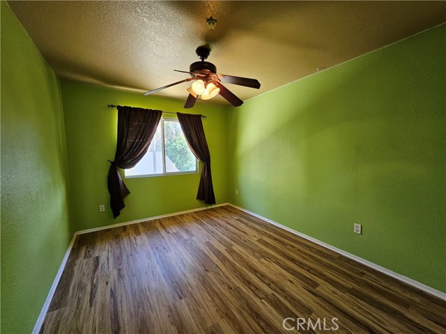 1366 Withorn Court, Riverside CA: https://media.crmls.org/medias/e804516a-6e00-4c56-ad8f-5a97bc91a08e.jpg