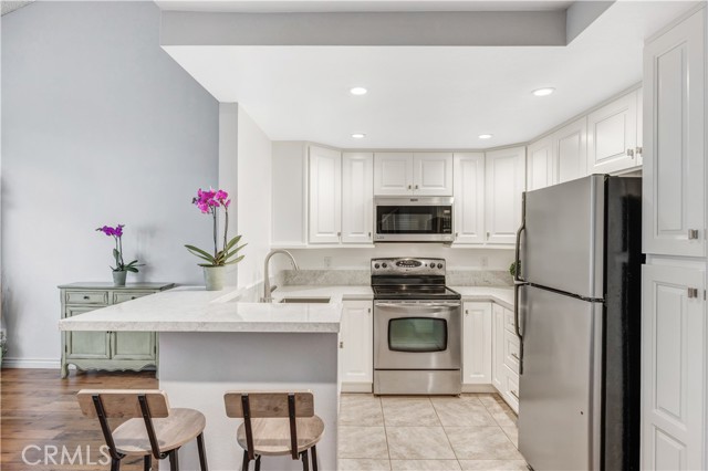 Detail Gallery Image 6 of 25 For 114 Costero Aisle #287,  Irvine,  CA 92614 - 1 Beds | 1 Baths