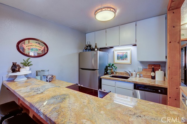 Detail Gallery Image 12 of 38 For 40815 Mill Run Ln #41,  Shaver Lake,  CA 93664 - 1 Beds | 1 Baths