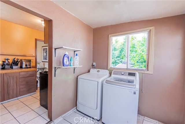 Detail Gallery Image 13 of 25 For 1237 W Young St, Wilmington,  CA 90744 - 3 Beds | 1 Baths