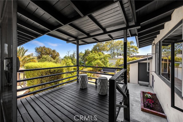 1961 Temple Hills Drive, Laguna Beach CA: https://media.crmls.org/medias/e8077daf-137f-47a7-8f52-742933d30bf5.jpg