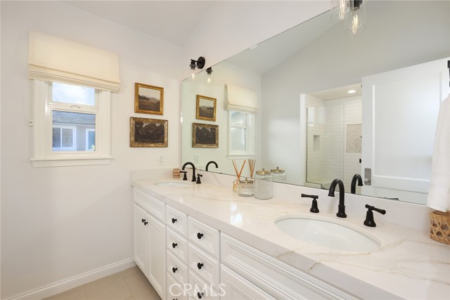 Detail Gallery Image 13 of 26 For 1841 Port Margate Pl, Newport Beach,  CA 92660 - 4 Beds | 2/1 Baths