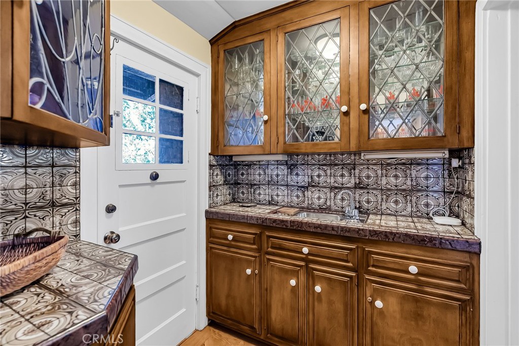 MLS #IV25260007 image #24