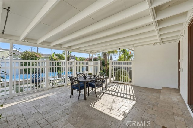 1110 E Meats Ave, Orange CA: https://media.crmls.org/medias/e8099945-6e1f-416f-a229-2ac5cc2cfb85.jpg