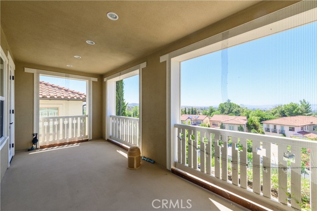 62 Heirloom, Irvine CA: https://media.crmls.org/medias/e80a5b86-8404-409e-a01e-2ba8b9a0ef19.jpg