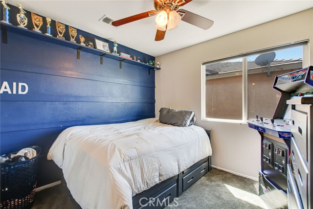 Detail Gallery Image 33 of 42 For 16322 Calle Serena, Moreno Valley,  CA 92551 - 6 Beds | 3 Baths