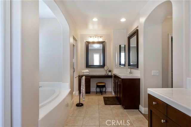 Detail Gallery Image 21 of 38 For 1827 Catlin St, Fullerton,  CA 92833 - 4 Beds | 4/1 Baths