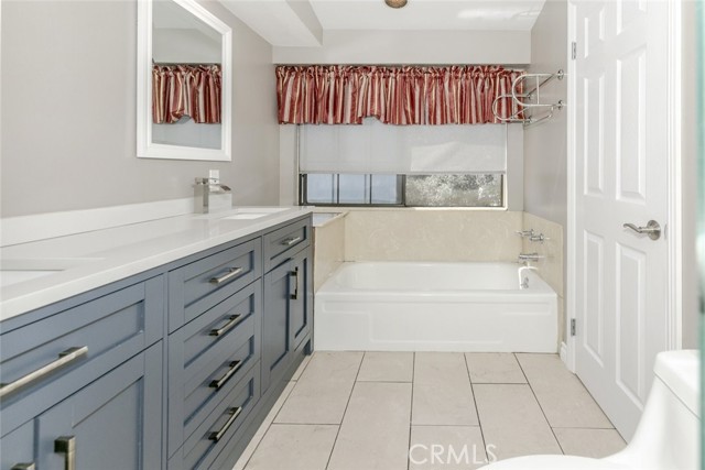 Detail Gallery Image 24 of 41 For 20737 Roscoe Bld #102,  Winnetka,  CA 91306 - 3 Beds | 3 Baths