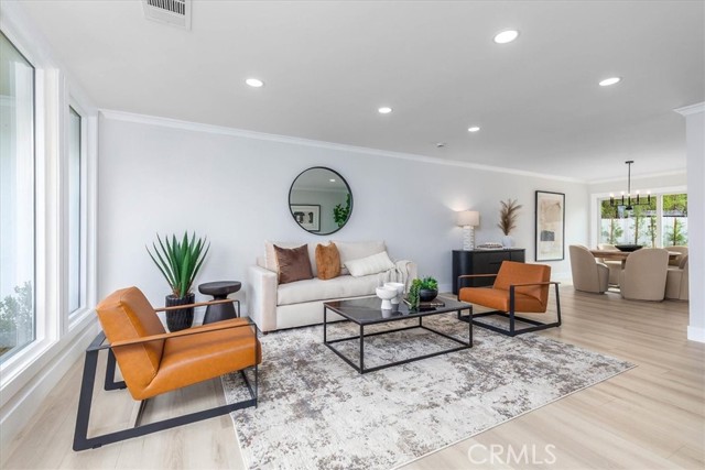 Detail Gallery Image 4 of 38 For 4401 Cezanne Ave, Woodland Hills,  CA 91364 - 4 Beds | 3 Baths