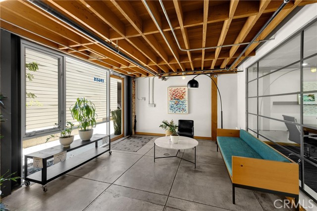 Image 8 of 47 For 425 4th Street E