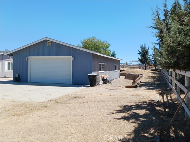 Detail Gallery Image 11 of 69 For 6210 Burgandy Ln, Paso Robles,  CA 93446 - 4 Beds | 3 Baths