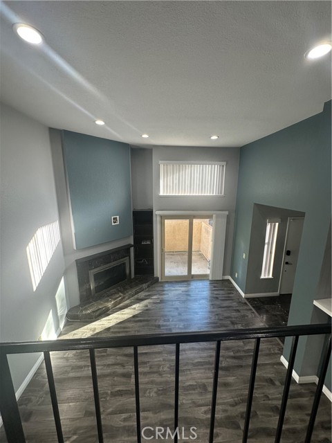 Detail Gallery Image 3 of 19 For 2030 S Bon View #G,  Ontario,  CA 91761 - 2 Beds | 2/1 Baths