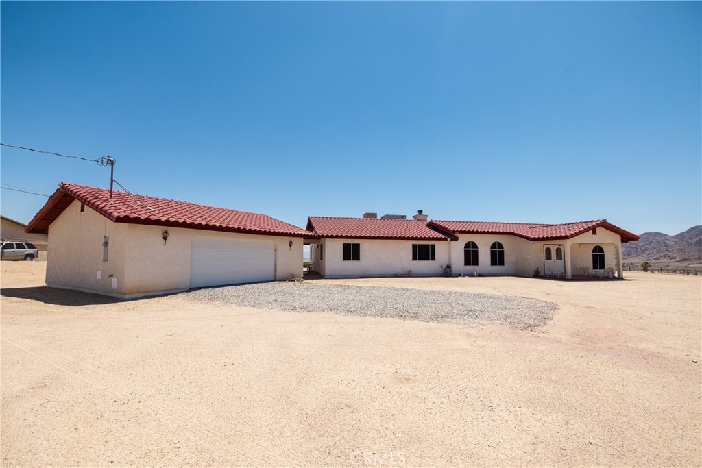 6333 Carodean Road