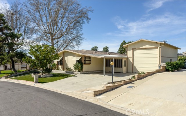 Detail Gallery Image 5 of 73 For 9465 Sharon Way, Calimesa,  CA 92320 - 3 Beds | 2 Baths