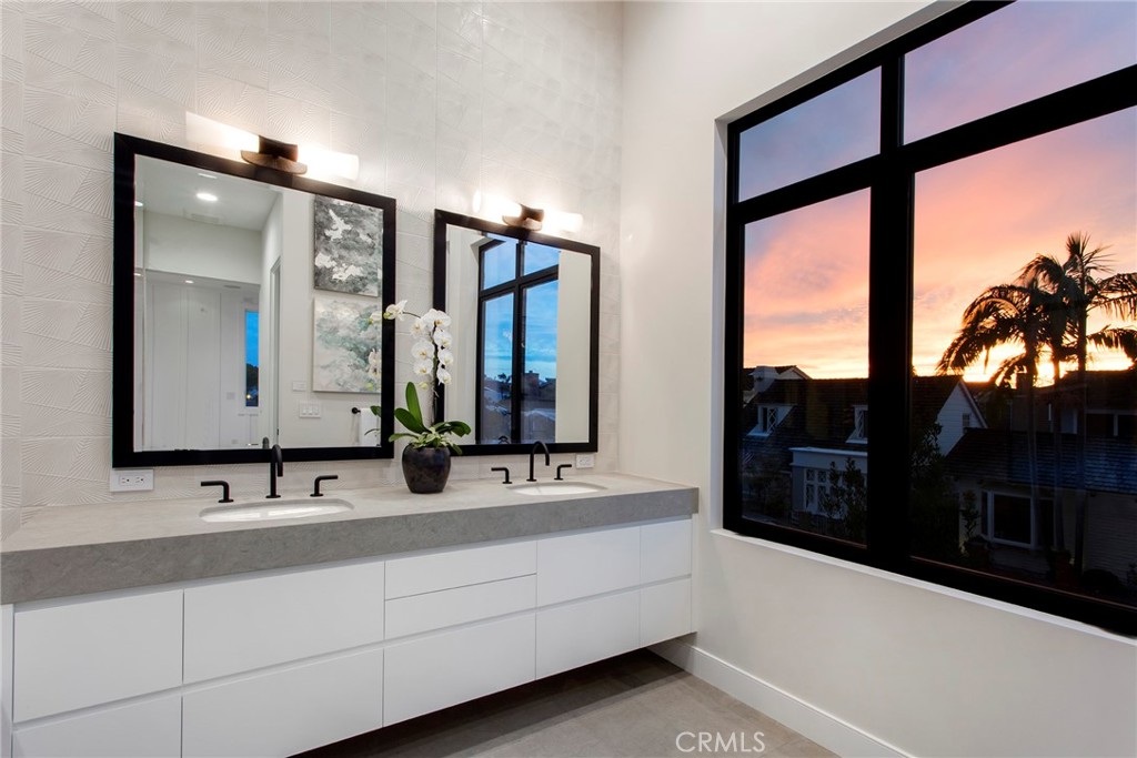 E80f4ccc B227 4328 A738 C5b32a61efa3