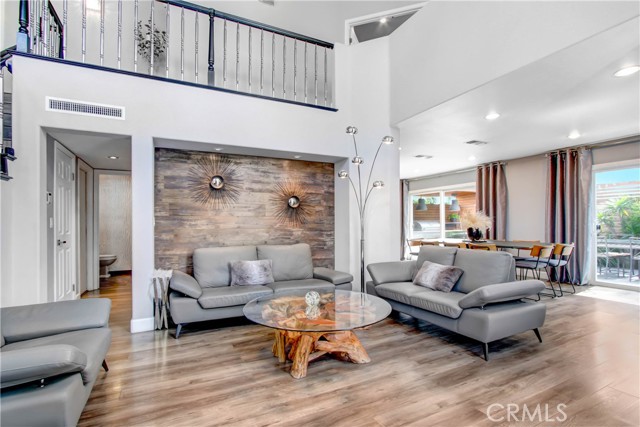 12164 Runnymede Street photo 6