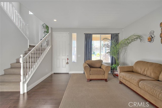 8758 Aspen Court, Riverside CA: https://media.crmls.org/medias/e810d0af-f78f-4407-9415-71ef2519b144.jpg