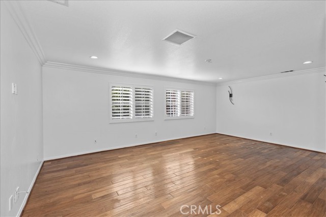 Image 32 of 46 For 693 John Drive