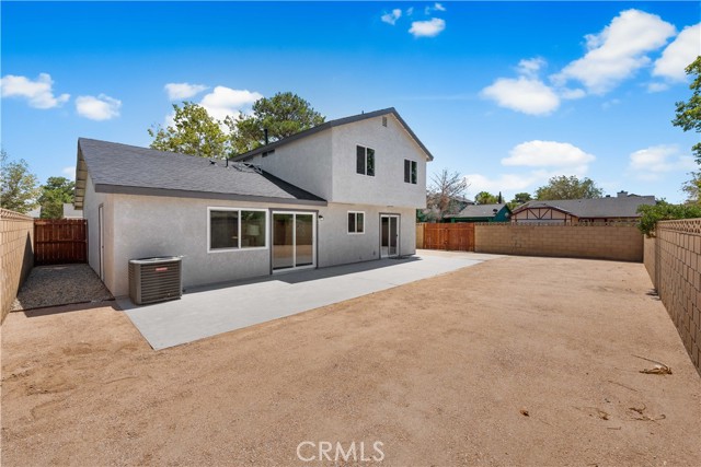 45119 Watford Avenue, Lancaster CA: https://media.crmls.org/medias/e81179aa-ea5d-4a19-8714-5d80540ea48d.jpg