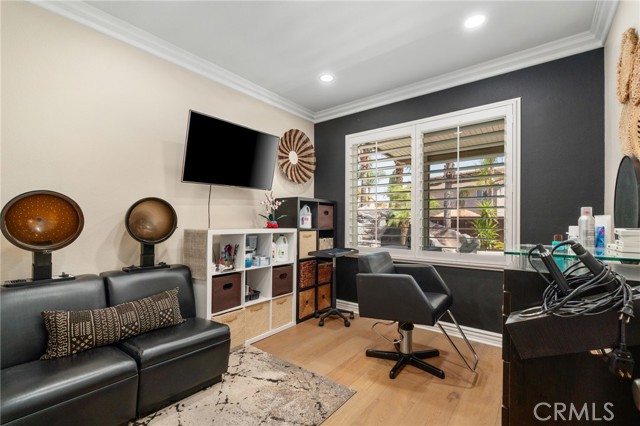 14131 Apple Grove Court, Eastvale CA: https://media.crmls.org/medias/e8129877-9382-4c65-aa6d-7eadf6d18daa.jpg