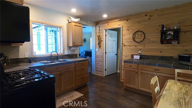 Detail Gallery Image 7 of 44 For 11691 Oro Quincy Hwy, Berry Creek,  CA 95916 - 2 Beds | 1 Baths