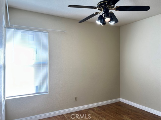 Detail Gallery Image 21 of 27 For 567 Springbrook, Irvine,  CA 92614 - 3 Beds | 2/1 Baths