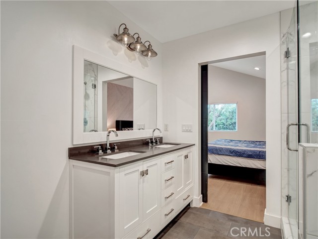 Detail Gallery Image 23 of 32 For 17961 Martha Street, Encino,  CA 91316 - 4 Beds | 3 Baths