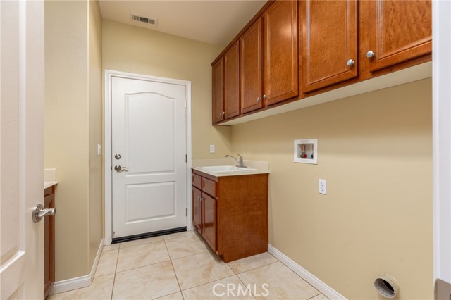 Detail Gallery Image 21 of 43 For 454 Glacier Park, Beaumont,  CA 92223 - 3 Beds | 2 Baths