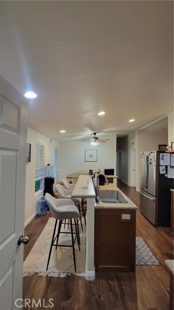 Detail Gallery Image 7 of 22 For 5815 E La Palma #287,  Anaheim,  CA 92807 - 4 Beds | 2 Baths