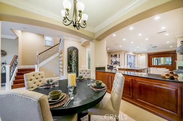 Detail Gallery Image 7 of 34 For 225 11th St, Huntington Beach,  CA 92648 - 4 Beds | 4/1 Baths