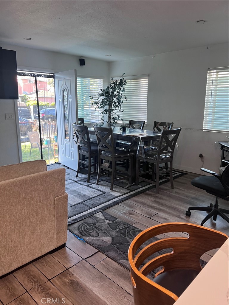 MLS #DW25171371 img 4