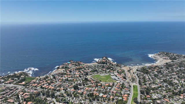 6936 Kings Harbor Drive, Rancho Palos Verdes, California 90275, 5 Bedrooms Bedrooms, ,3 BathroomsBathrooms,Residential,Sold,Kings Harbor,PV22077375