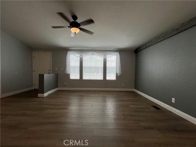9080 Bloomfield Avenue, Cypress CA: https://media.crmls.org/medias/e8174e0c-f0c4-47a2-8a0f-1aea624a61c4.jpg