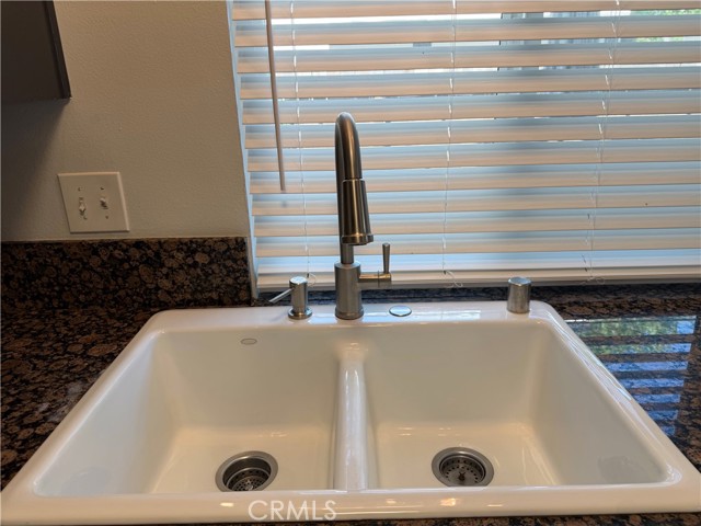 Detail Gallery Image 24 of 61 For 824 N Pasadena Ave #11,  Azusa,  CA 91702 - 2 Beds | 1/1 Baths