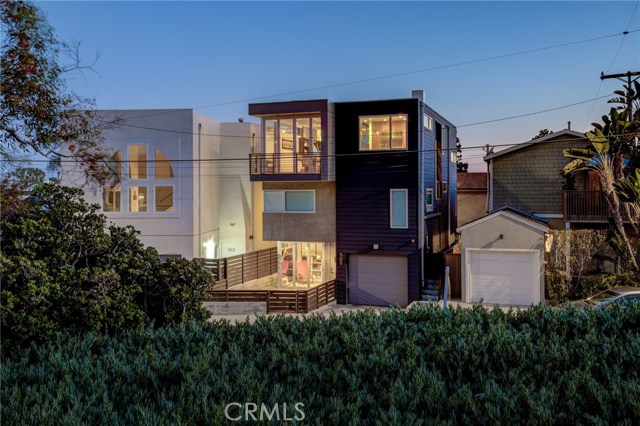 505 Valley Drive, Manhattan Beach, California 90266, 4 Bedrooms Bedrooms, ,2 BathroomsBathrooms,Residential,Sold,Valley,SB20136152