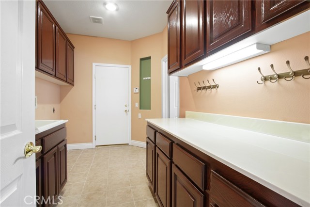Detail Gallery Image 11 of 37 For 5640 Camarrio, Rancho Cucamonga,  CA 91739 - 5 Beds | 3/1 Baths