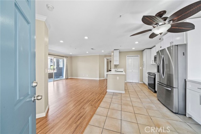 Detail Gallery Image 3 of 17 For 1030 Vista Del Cerro Dr #208,  Corona,  CA 92879 - 2 Beds | 2 Baths