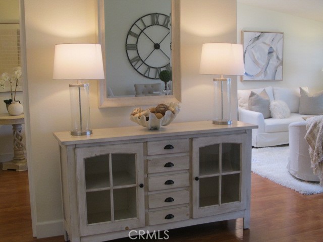 Detail Gallery Image 7 of 23 For 1563 Monterey Rd., M2-23e, Seal Beach,  CA 90740 - 2 Beds | 1/1 Baths