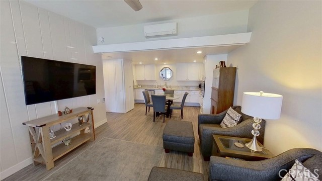 Detail Gallery Image 14 of 21 For 13721 Alderwood Lane #28 E M3,  Seal Beach,  CA 90740 - 1 Beds | 1 Baths